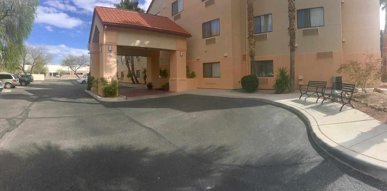 Baymont By Wyndham Tucson Airport Hotel Exterior foto